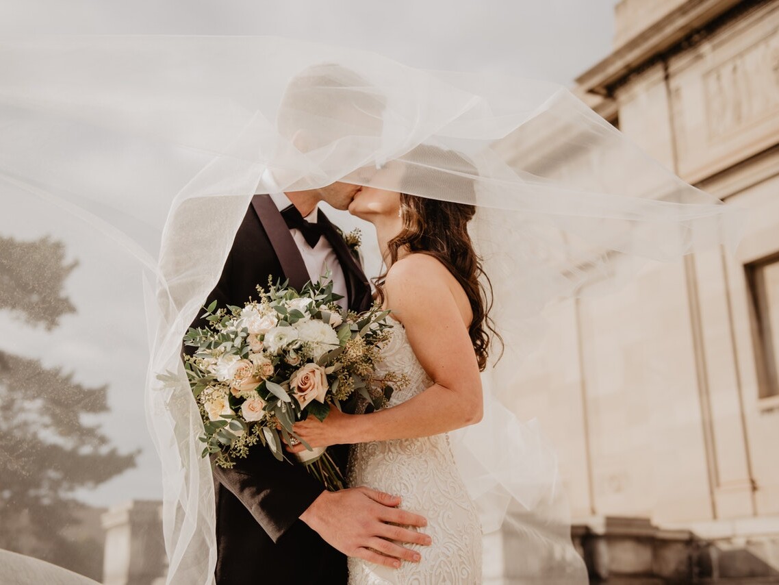 Side hustles for wedding season