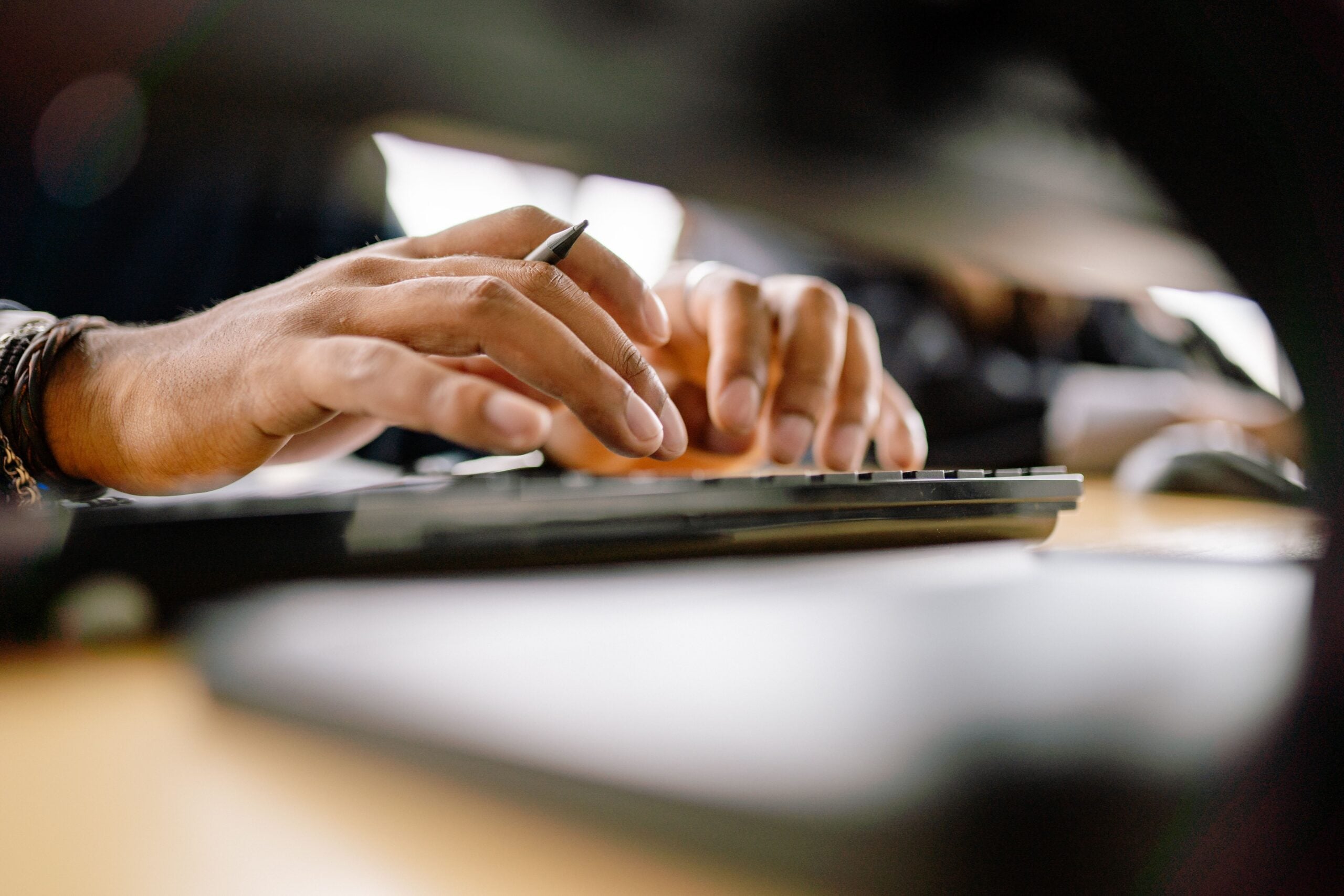 Maxion Research: Lead Generation Service