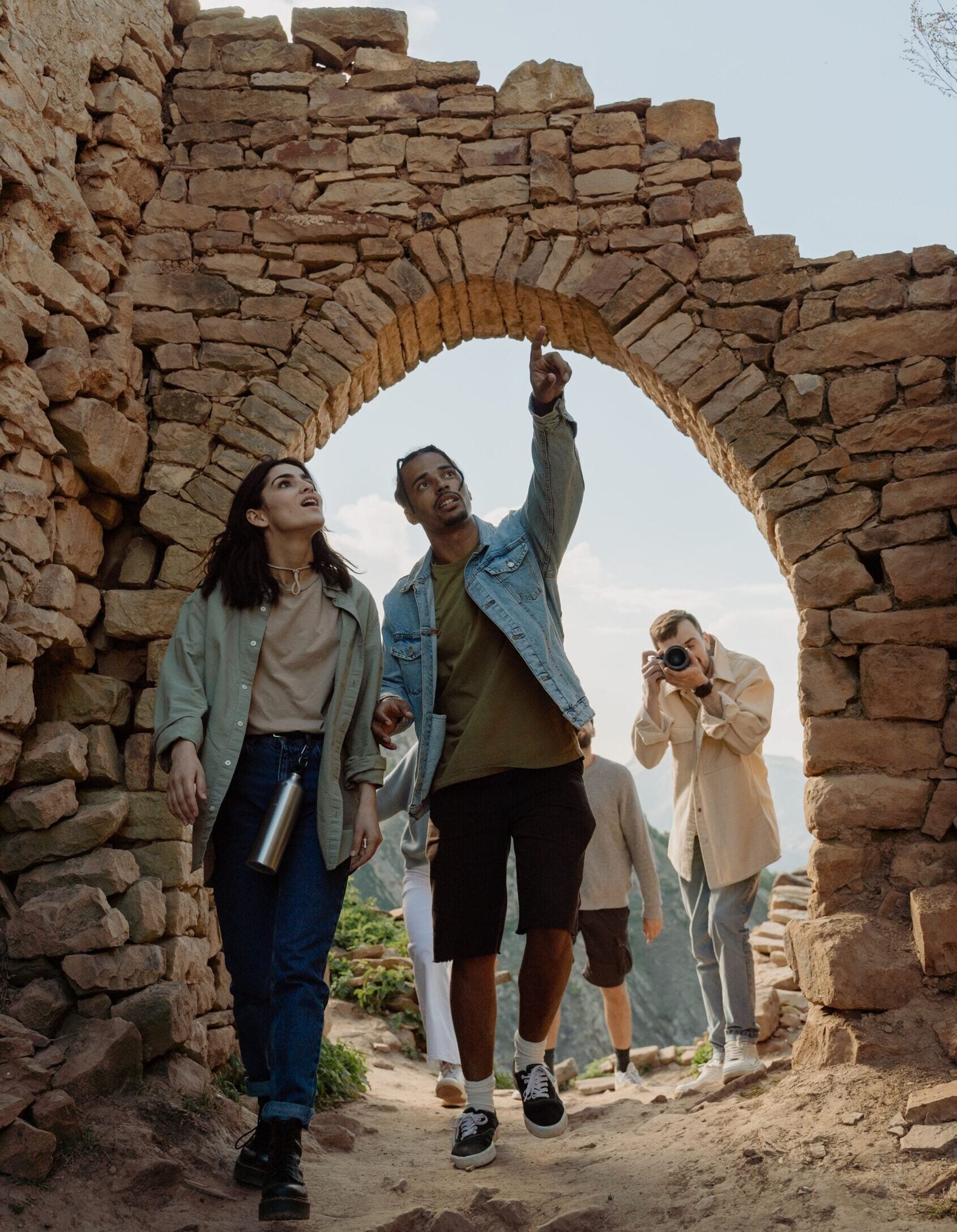 Fora: Turn Travel Passion into Profit